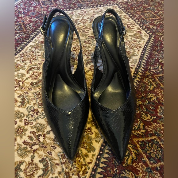 Jessica Simpson Black Snakeskin Leather Slingback Heels - Picture 2 of 3